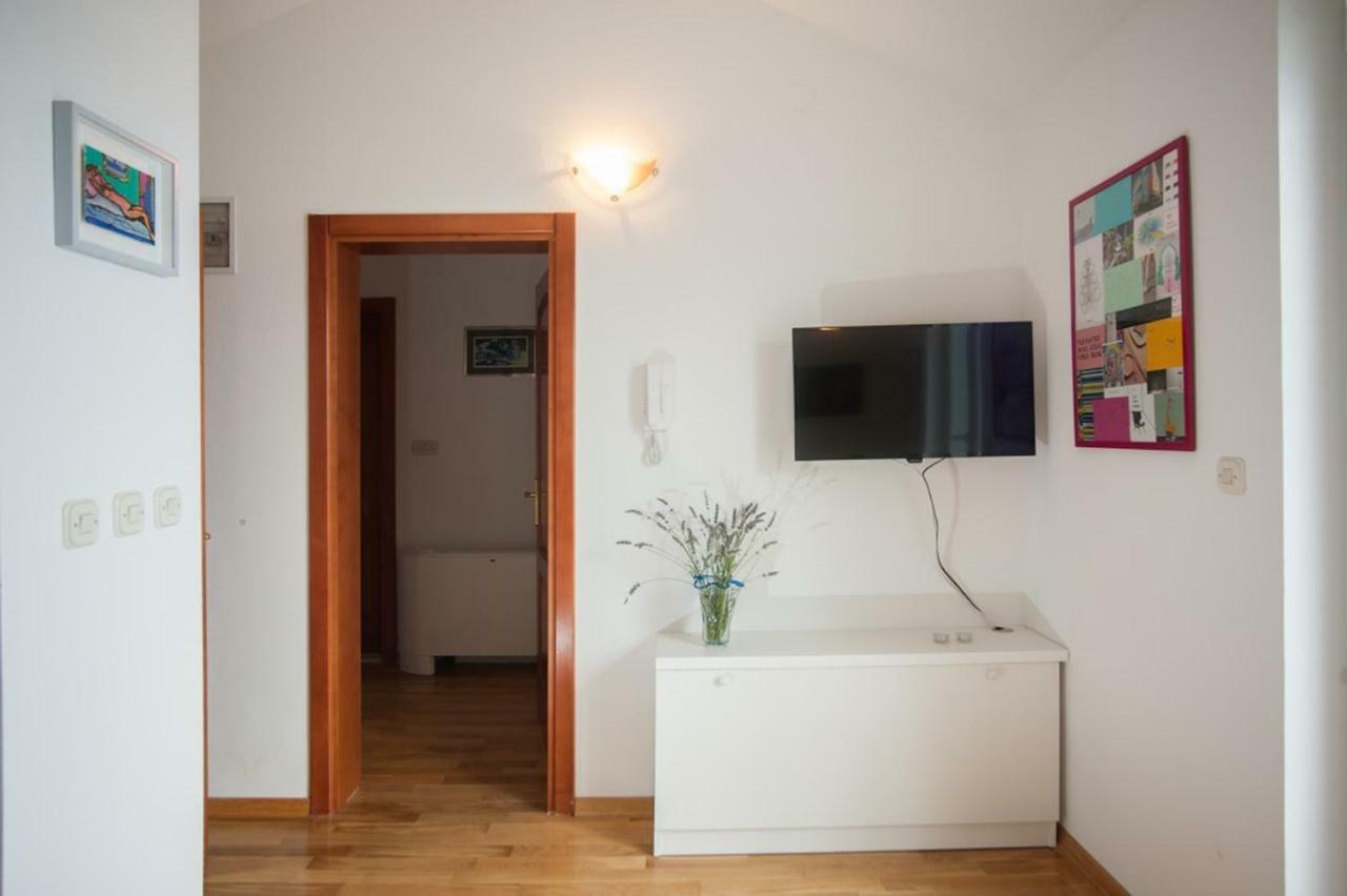 Apartmán House Koloc Bol Exteriér fotografie